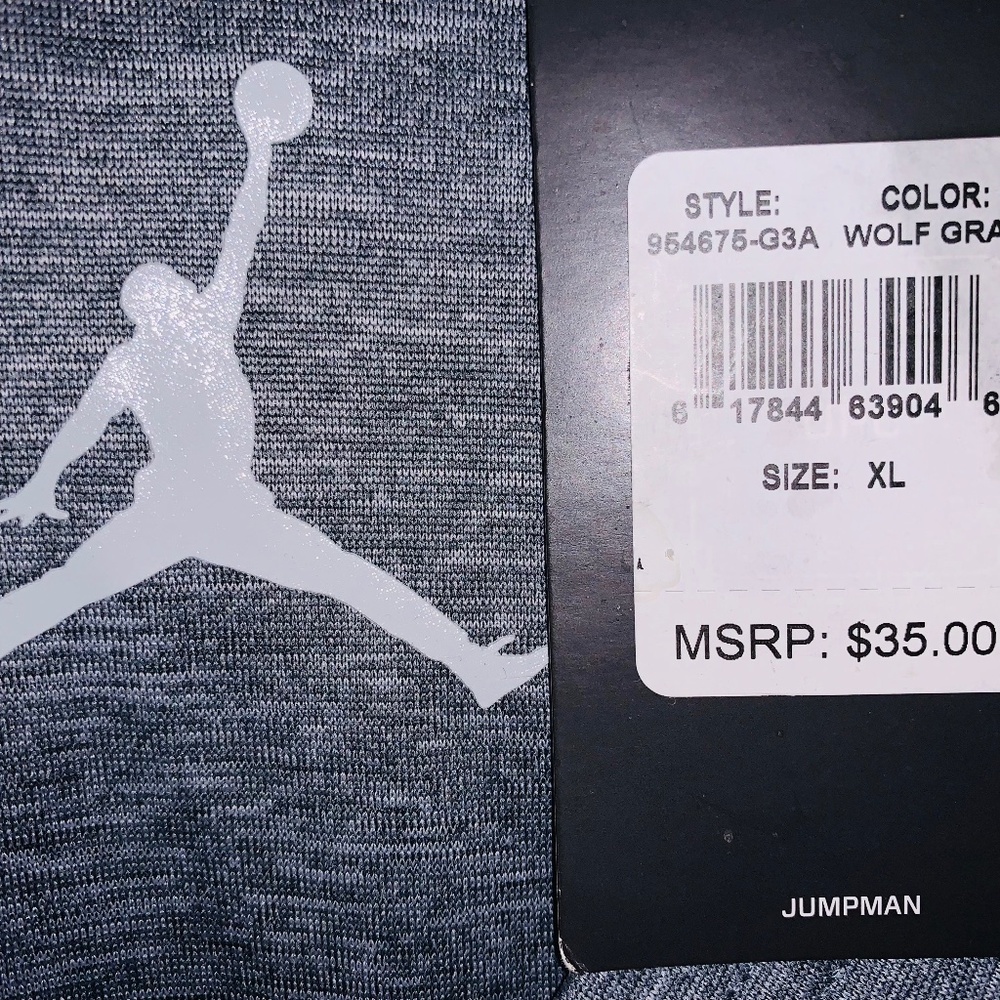 Air Jordan Rare NEW WITH TAGS LONG SLEEVE WITH HOOD